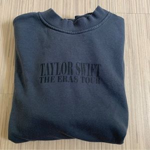 Taylor Swift Eras Tour Blue Crewneck size Medium New with Tags